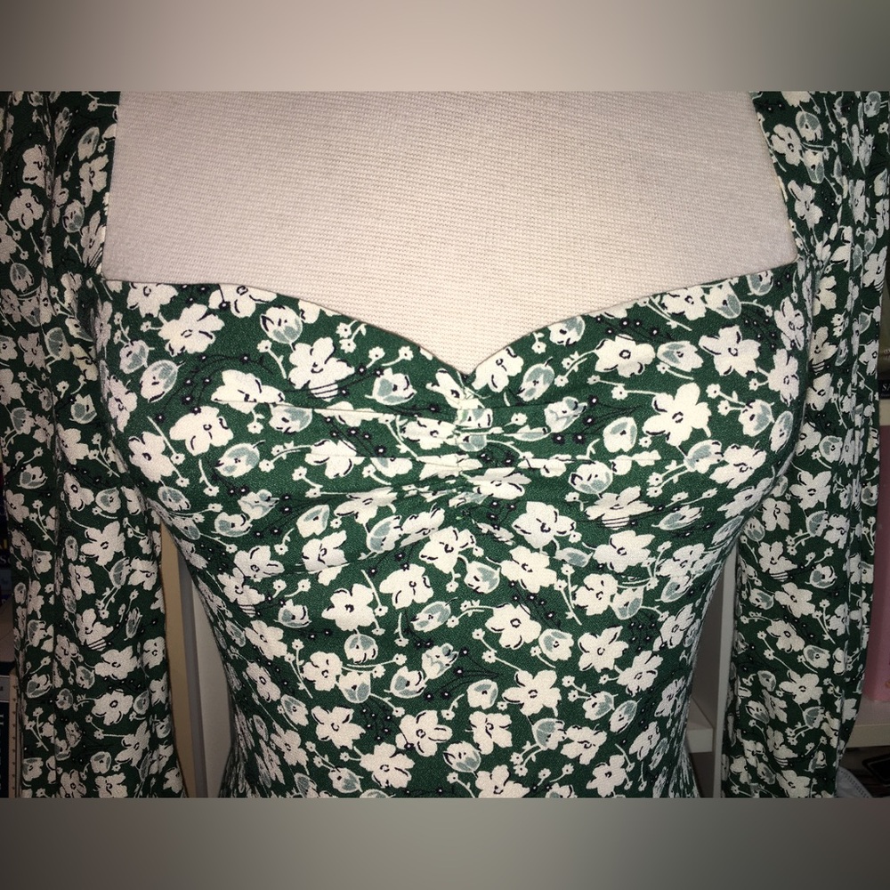 Reformation Wallflower Floral Green Long Sleeve Dress - Picture 6 of 10